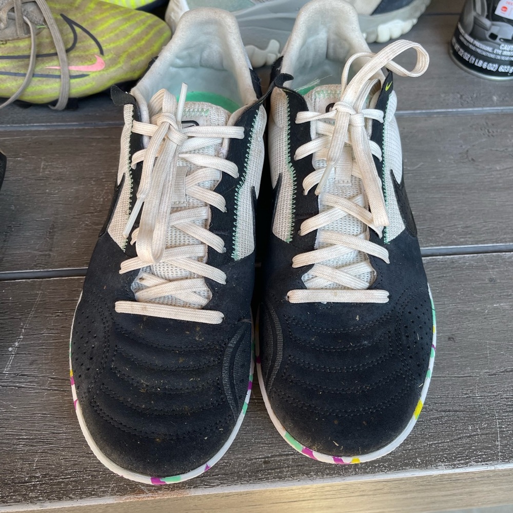 Kids Nike  In door soccer shoes